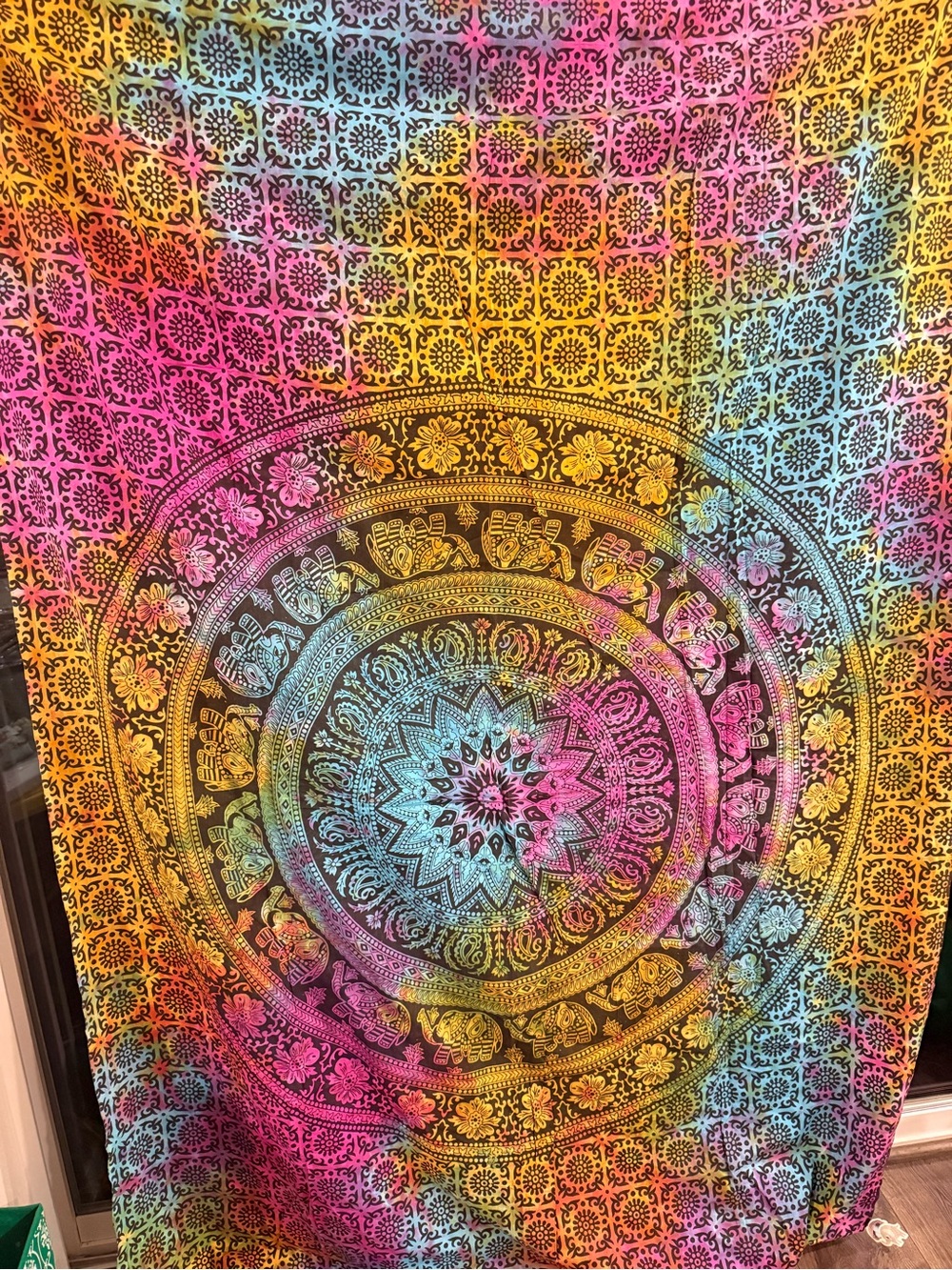 Boho Rainbow Mandala Wall Tapestry - Vibrant Multicolor